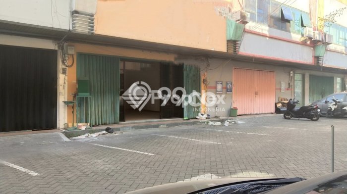 Ruko Dijual di Prime Area Surabaya Luas 232m2 Ruko Dijual di Prime Area Surabaya Luas 232m2