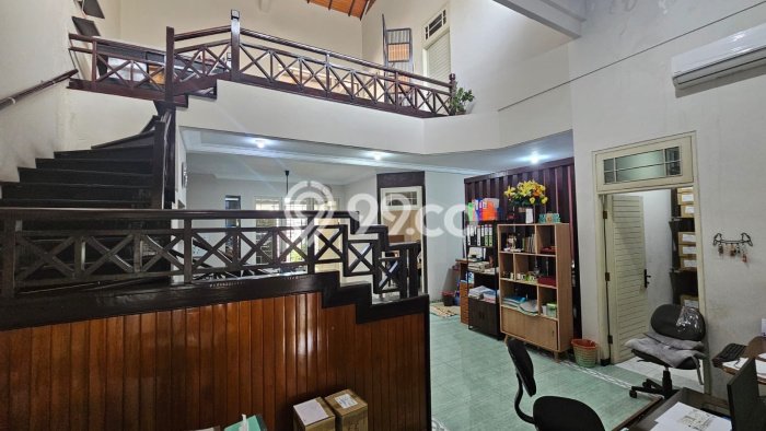 Dijual Hunian Mewah dengan Fasilitas Sekitar Komplit di Wiyung, Surabaya Dijual Hunian Mewah dengan Fasilitas Sekitar Komplit di Wiyung, Surabaya
