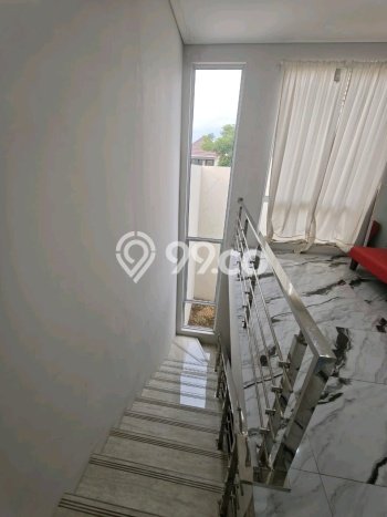 Siap Huni Hunian Elit 3 Kamar di Sidoarjo Dekat ke Mana Pun Siap Huni Hunian Elit 3 Kamar di Sidoarjo Dekat ke Mana Pun