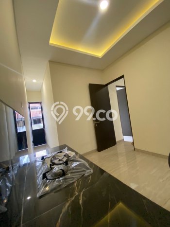 Rumah Elit Modern Siap Huni di Citraland Surabaya Rumah Elit Modern Siap Huni di Citraland Surabaya