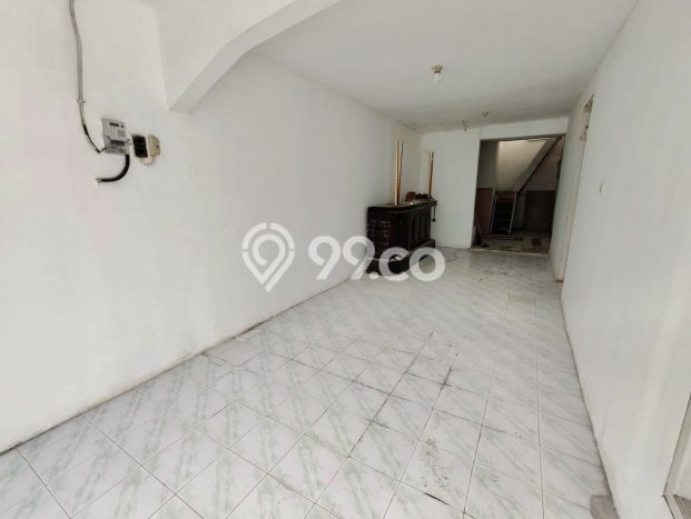 Jual Rumah Favorit Siap Huni LB 65m2 di Dukuh Pakis, Surabaya Jual Rumah Favorit Siap Huni LB 65m2 di Dukuh Pakis, Surabaya