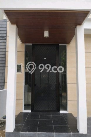 Dijual Hunian Rumah Terawat 3 Kamar di Citraland, Surabaya Dijual Hunian Rumah Terawat 3 Kamar di Citraland, Surabaya