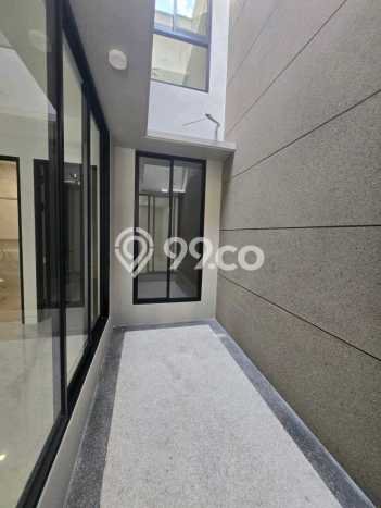 Dijual Rumah Minimalis Bagus Punya 4 KT di Rungkut Surabaya SHM Dijual Rumah Minimalis Bagus Punya 4 KT di Rungkut Surabaya SHM