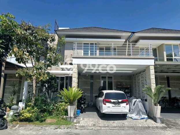 Dijual Hunian Rumah Terawat 3 KT di Citraland, Surabaya Dijual Hunian Rumah Terawat 3 KT di Citraland, Surabaya
