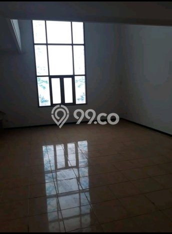 Rumah Mewah LB 600m2 Siap Pakai Desain Elegan di Ketintang, Surabaya Rumah Mewah LB 600m2 Siap Pakai Desain Elegan di Ketintang, Surabaya