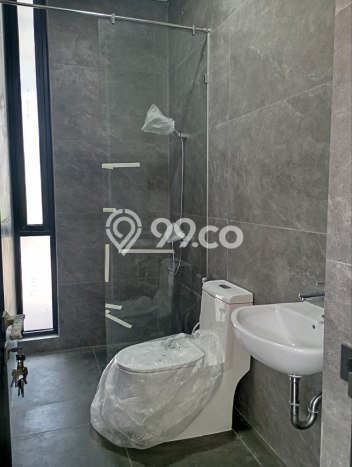 For Sale! Luxury House LT 126m2 Desain Modern di Citraland For Sale! Luxury House LT 126m2 Desain Modern di Citraland