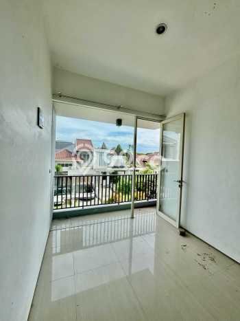 Rumah Elit Modern Siap Huni di Citraland Surabaya Rumah Elit Modern Siap Huni di Citraland Surabaya