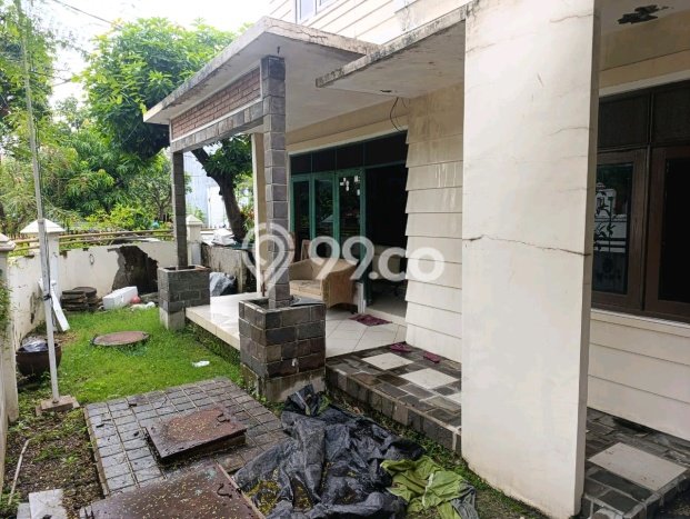 For Sale Rumah Mewah Exclusive di Rungkut, Surabaya For Sale Rumah Mewah Exclusive di Rungkut, Surabaya