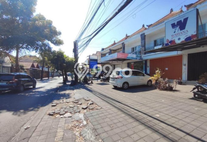 Ruko Strategis Kawasan , Luas 130m2m², Jalan Utama, Area Bisnis Aktif Ruko Strategis Kawasan , Luas 130m2m², Jalan Utama, Area Bisnis Aktif