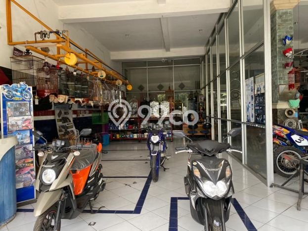 LOKASI STRATEGIS! Ruko di Singaraja, Luas 1300m2m², Akses Strategis LOKASI STRATEGIS! Ruko di Singaraja, Luas 1300m2m², Akses Strategis