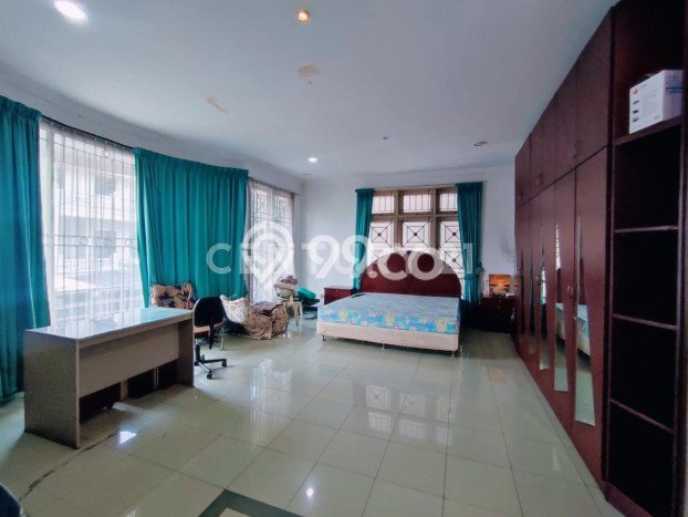 Dijual Rumah Mewah Megah Dengan View Eksklusif di Muara Karang, Jakarta Utara Dijual Rumah Mewah Megah Dengan View Eksklusif di Muara Karang, Jakarta Utara