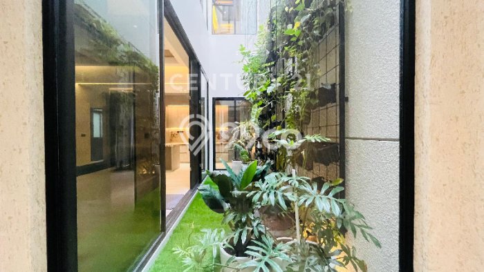 Hunian Elit LB 384m2 Siap Huni Desain Elegan di Pondok Indah, Jakarta Selatan Hunian Elit LB 384m2 Siap Huni Desain Elegan di Pondok Indah, Jakarta Selatan