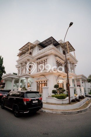 Dijual Hunian Mewah dengan Fasilitas Sekitar Lengkap di Karawaci, Tangerang Dijual Hunian Mewah dengan Fasilitas Sekitar Lengkap di Karawaci, Tangerang