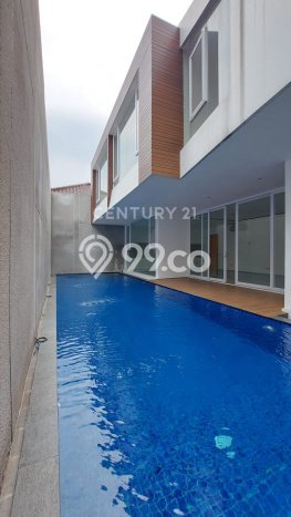 Rumah Luxury Modern Siap Huni di Pondok Indah Jakarta Selatan Rumah Luxury Modern Siap Huni di Pondok Indah Jakarta Selatan