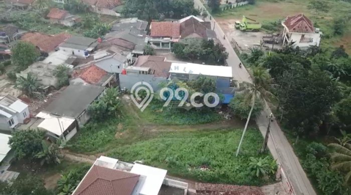 Jarang Ada! Tanah di Jambe Punya Luas 810m2 SHM Jarang Ada! Tanah di Jambe Punya Luas 810m2 SHM