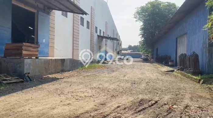 Unit Pabrik Dijual di Gunung Putri Bogor 8874m2 Unit Pabrik Dijual di Gunung Putri Bogor 8874m2