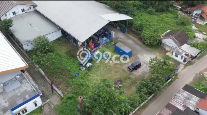 Area Ramai! Gudang Dijual di Legok untuk Bisnis Luas Bangunan 1500m2 Area Ramai! Gudang Dijual di Legok untuk Bisnis Luas Bangunan 1500m2