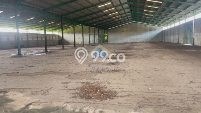 Unit Pabrik Dijual di Curug Tangerang Luas Bangunan 13858m2 Unit Pabrik Dijual di Curug Tangerang Luas Bangunan 13858m2