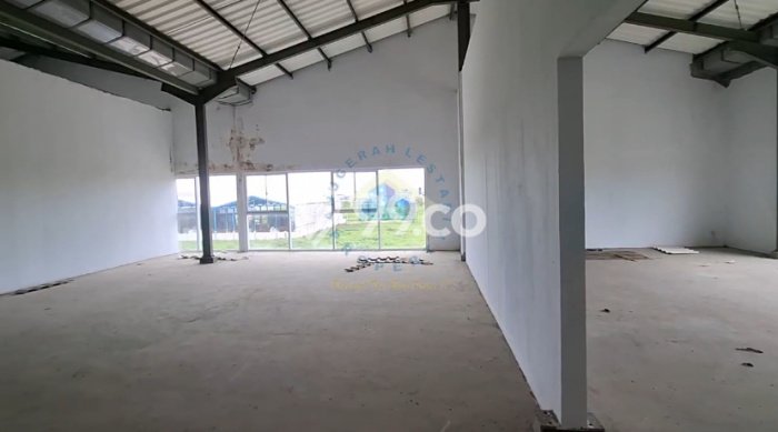 Pabrik Dijual di Pakuhaji Tangerang dengan Luas Bangunan 4935m2 Pabrik Dijual di Pakuhaji Tangerang dengan Luas Bangunan 4935m2