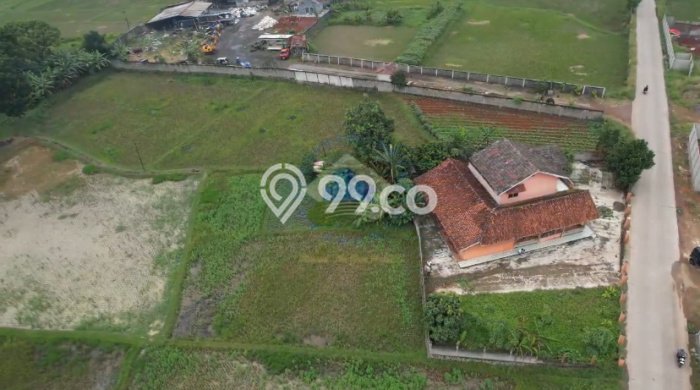 Lahan Kosong Dijual di Tangerang dengan Area 4900m2 Lahan Kosong Dijual di Tangerang dengan Area 4900m2