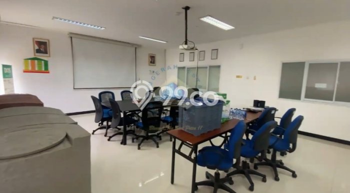 Area Ramai! Pabrik Dijual di Cikande untuk Bisnis Luas Bangunan 4976m2 Area Ramai! Pabrik Dijual di Cikande untuk Bisnis Luas Bangunan 4976m2