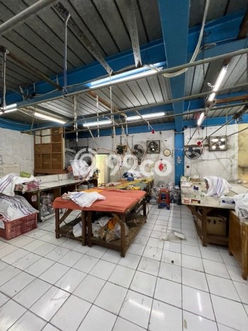 Ruko Dijual di Jakarta Barat LT 299m2 & LB 619m2 Lokasi Terbaik! Ruko Dijual di Jakarta Barat LT 299m2 & LB 619m2 Lokasi Terbaik!