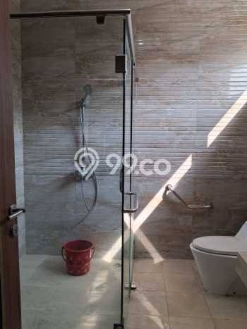 Hunian Elit LB 750m2 Siap Pakai Desain Elegan di Kalideres, Jakarta Barat Hunian Elit LB 750m2 Siap Pakai Desain Elegan di Kalideres, Jakarta Barat