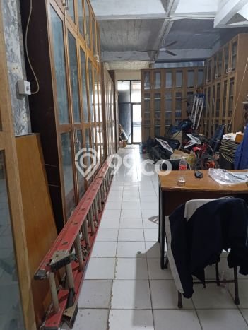 AREA PREMIUM! Ruko Kawasan Cengkareng, Luas 144m2m², Kawasan Komersial AREA PREMIUM! Ruko Kawasan Cengkareng, Luas 144m2m², Kawasan Komersial