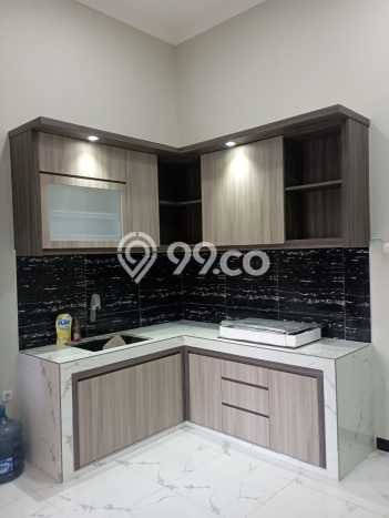 Rumah Strategis Modern Lb 150m2 di Cipondoh, Tangerang Rumah Strategis Modern Lb 150m2 di Cipondoh, Tangerang
