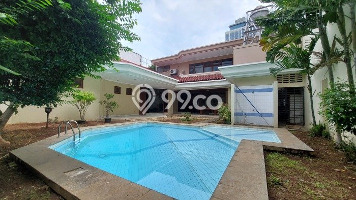 Sewa Rumah Nyaman di Menteng Harga Rp 600 Juta/ Tahun Sewa Rumah Nyaman di Menteng Harga Rp 600 Juta/ Tahun