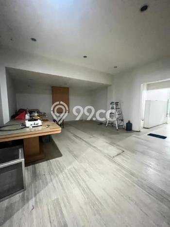 Hot Offer Hunian Premium Ideal dan Luas di Menteng, Jakarta Pusat Hot Offer Hunian Premium Ideal dan Luas di Menteng, Jakarta Pusat