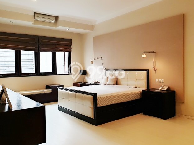 Dijual Rumah Premium dengan Fasilitas Sekitar Komplit di Menteng, Jakarta Pusat Dijual Rumah Premium dengan Fasilitas Sekitar Komplit di Menteng, Jakarta Pusat