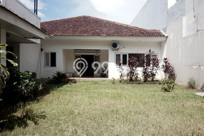 Hot Offer Hunian Mewah Ideal dan Luas di Menteng, Jakarta Pusat Hot Offer Hunian Mewah Ideal dan Luas di Menteng, Jakarta Pusat
