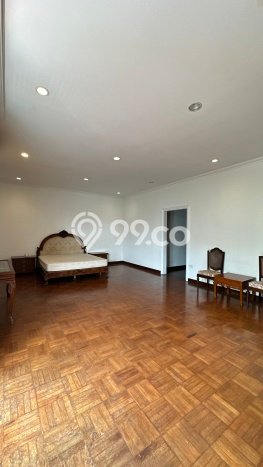 Rumah Modern Disewakan di Menteng Jakarta Pusat Lokasi Sangat Strategis Rumah Modern Disewakan di Menteng Jakarta Pusat Lokasi Sangat Strategis