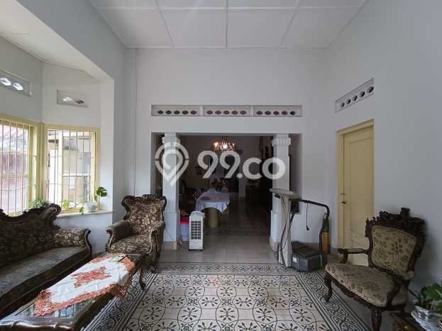 Hunian Eksklusif Siap Huni LT 947m2 di Menteng, Jakarta Pusat Hunian Eksklusif Siap Huni LT 947m2 di Menteng, Jakarta Pusat