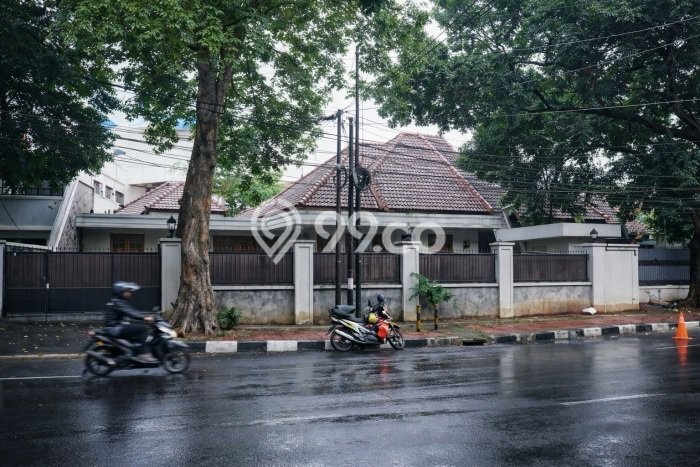 Dijual Rumah Mewah Exclusive di Menteng, Jakarta Pusat Dijual Rumah Mewah Exclusive di Menteng, Jakarta Pusat