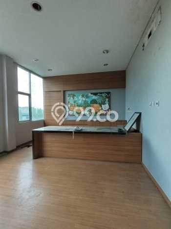 Gudang Area Strategis di Pulo Gadung, Luas 3700m2m², Akses Strategis Gudang Area Strategis di Pulo Gadung, Luas 3700m2m², Akses Strategis