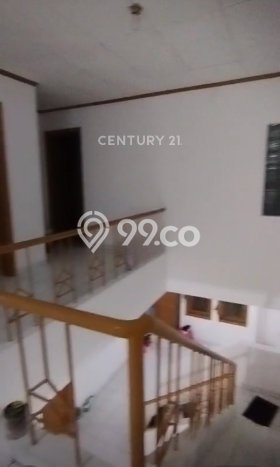 Rumah Bagus Siap Pakai Di Lippo Cikarang Luas 400m2 Lokasi Strategis Rumah Bagus Siap Pakai Di Lippo Cikarang Luas 400m2 Lokasi Strategis