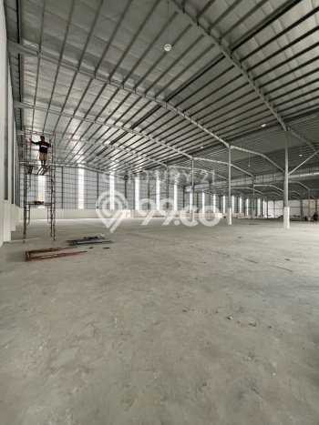 Gudang Disewakan Kawasan Lippo Cikarang, Luas 2210m2m², Area Premium Gudang Disewakan Kawasan Lippo Cikarang, Luas 2210m2m², Area Premium