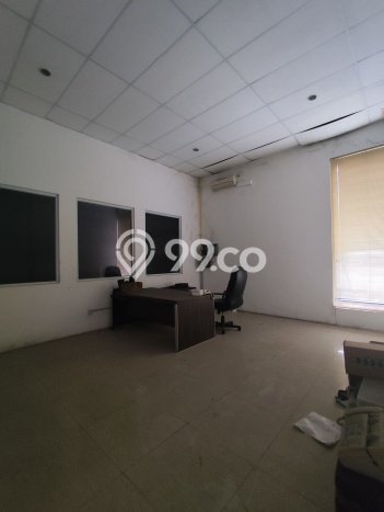 KEUNTUNGAN BERLIPAT! Gudang di Lippo Cikarang, Luas 782m2m², Area Bisnis KEUNTUNGAN BERLIPAT! Gudang di Lippo Cikarang, Luas 782m2m², Area Bisnis