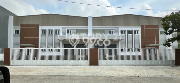 Gudang Disewakan Kawasan Lippo Cikarang, Luas 2210m2m², Area Premium Gudang Disewakan Kawasan Lippo Cikarang, Luas 2210m2m², Area Premium