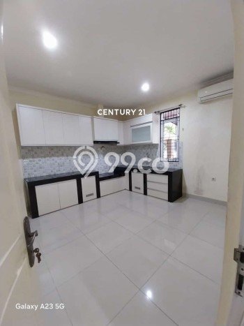 Rumah Cantik Siap Huni Di Lippo Cikarang Luas 150m2 Lokasi Strategis Rumah Cantik Siap Huni Di Lippo Cikarang Luas 150m2 Lokasi Strategis