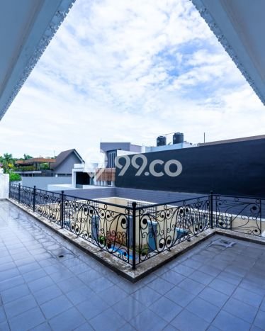 Hunian Mewah LB 783m2 Siap Pakai Desain Elegan di BSD Bukit Golf, Tangerang Hunian Mewah LB 783m2 Siap Pakai Desain Elegan di BSD Bukit Golf, Tangerang