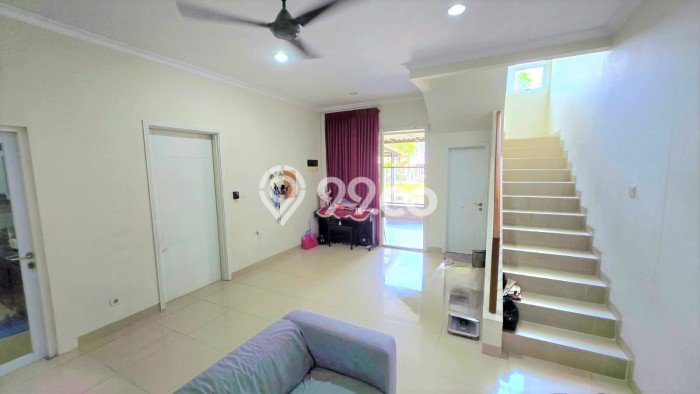 Dijual Rumah Luas Megah Dengan View Eksklusif di Gading Serpong, Tangerang Dijual Rumah Luas Megah Dengan View Eksklusif di Gading Serpong, Tangerang