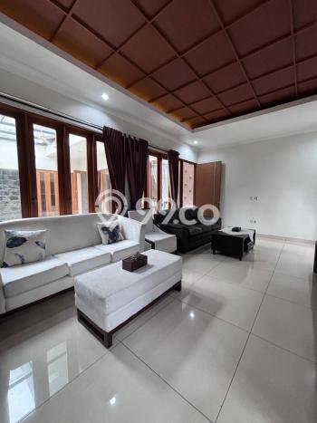 Dijual Rumah Luas Megah Dengan View Eksklusif di BSD Castilla, Tangerang Dijual Rumah Luas Megah Dengan View Eksklusif di BSD Castilla, Tangerang
