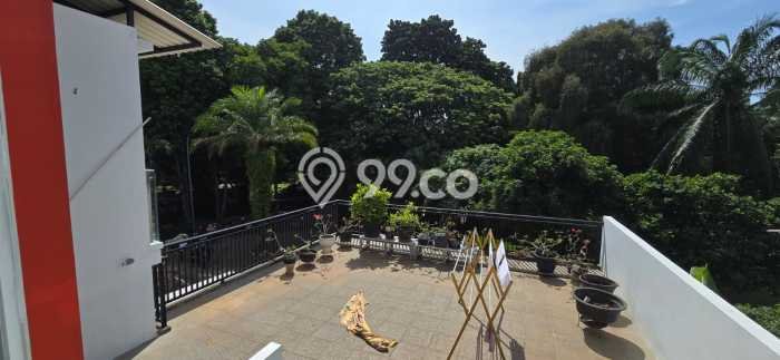 Rumah Elit Modern Siap Huni di BSD Puspita Loka Tangerang Rumah Elit Modern Siap Huni di BSD Puspita Loka Tangerang