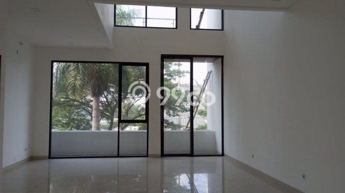 Jual Rumah Luas Megah Dengan View Cantik di Pegadungan, Jakarta Barat Jual Rumah Luas Megah Dengan View Cantik di Pegadungan, Jakarta Barat