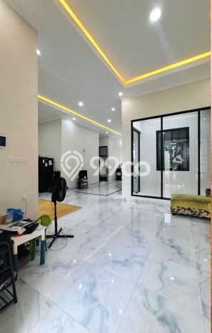 Hunian Super Mewah dengan Akses Paling Strategis di Villa Melati Mas, Tangerang Selatan Hunian Super Mewah dengan Akses Paling Strategis di Villa Melati Mas, Tangerang Selatan
