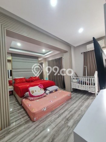 Siap Huni Rumah Mewah 9 Kamar di Cipondoh Dekat ke Mana Pun Siap Huni Rumah Mewah 9 Kamar di Cipondoh Dekat ke Mana Pun