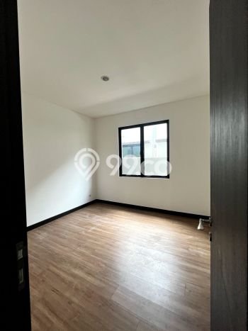 Jual Rumah Luas Elegan Dengan View Cantik di BSD, Tangerang Jual Rumah Luas Elegan Dengan View Cantik di BSD, Tangerang